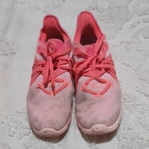 Nike Women's Pink Air Max Sneakers